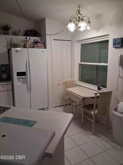 Kitchen - 143 Ormond Shores Dr, Ormond Beach, FL 32176 photo 2 of 2