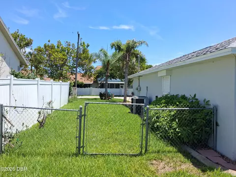Exterior - 143 Ormond Shores Dr, Ormond Beach, FL 32176 photo 9 of 9