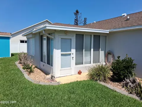 Exterior - 143 Ormond Shores Dr, Ormond Beach, FL 32176 photo 3 of 8