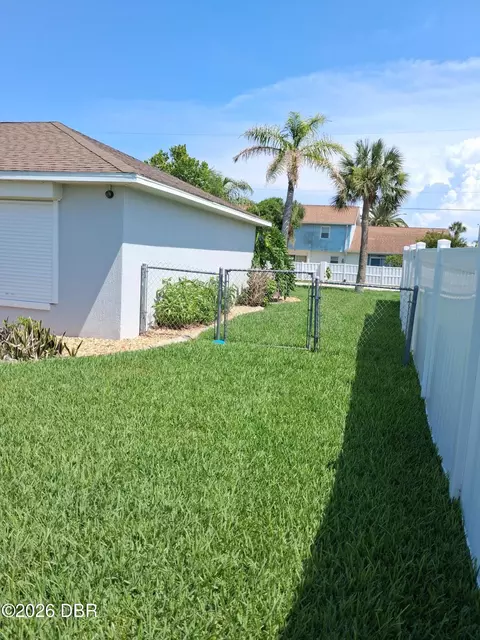 Exterior - 143 Ormond Shores Dr, Ormond Beach, FL 32176 photo 7 of 8