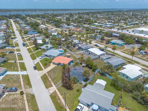 View/Area - 18 Tropical Dr, Ormond Beach, FL 32176 photo 1 of 8