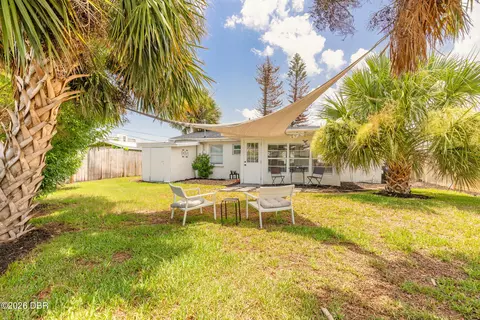 Exterior - 18 Tropical Dr, Ormond Beach, FL 32176 photo 7 of 10