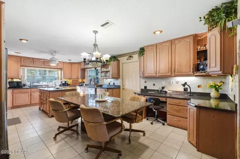 Kitchen - 2944 Ocean Shore Blvd, Ormond Beach, FL 32176 photo 4 of 11