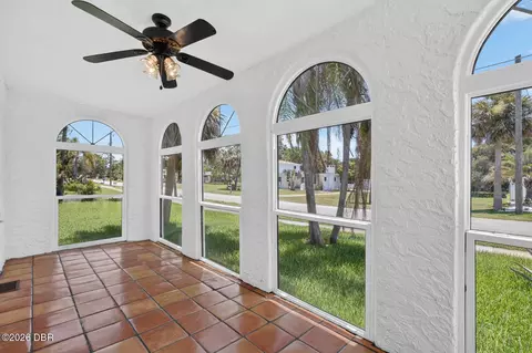 Exterior - 27 Ormond Shores Dr, Ormond Beach, FL 32176 photo 7 of 18