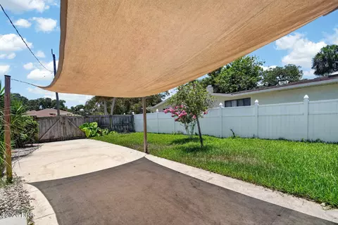 Exterior - 27 Ormond Shores Dr, Ormond Beach, FL 32176 photo 5 of 18