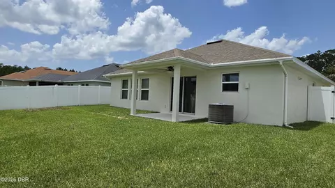Exterior - 82 Pergola Pl, Ormond Beach, FL 32174 photo 3 of 5