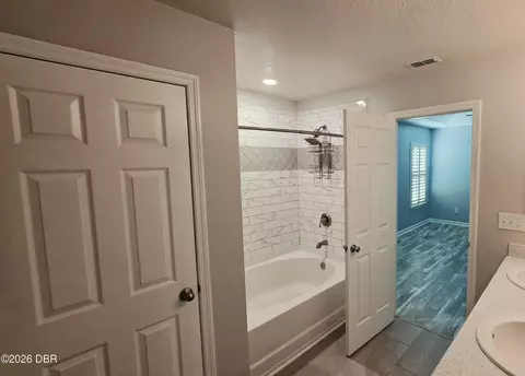 Bath - 82 Pergola Pl, Ormond Beach, FL 32174 photo 2 of 3