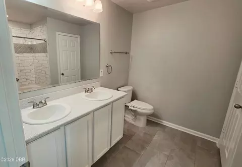 Bath - 82 Pergola Pl, Ormond Beach, FL 32174 photo 1 of 3