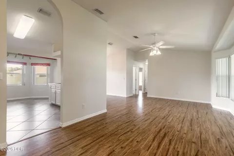Living - 2525 Royal Palm Dr, Edgewater, FL 32141 photo 2 of 5