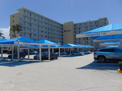 145 N Halifax Ave, Daytona Beach, FL 32118