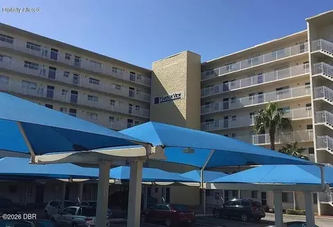 145 N Halifax Ave, Daytona Beach, FL 32118