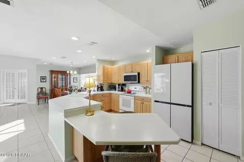 38 Treetop Cir, Ormond Beach, FL 32174 photo 15