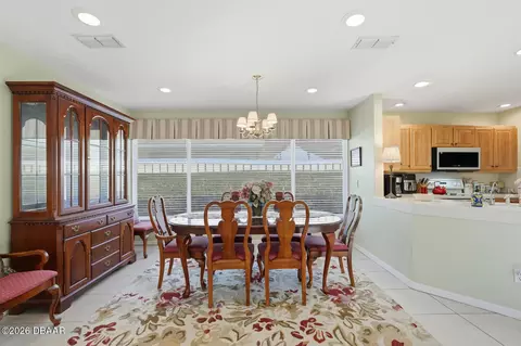38 Treetop Cir, Ormond Beach, FL 32174 photo 11