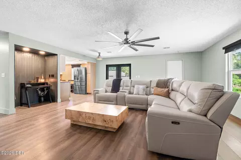 2817 Yule Tree Dr, Edgewater, FL 32141 photo 8
