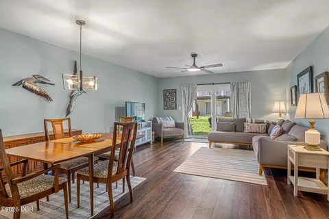 Dining - 2820 Ocean Shore Blvd, Ormond Beach, FL 32176 photo 1 of 3