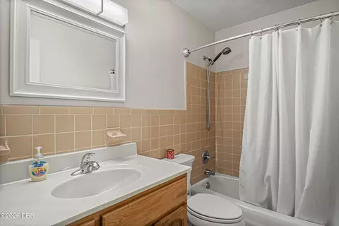 Bath - 2820 Ocean Shore Blvd, Ormond Beach, FL 32176 photo 2 of 2