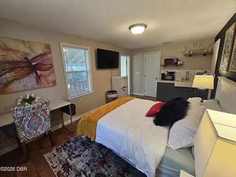 127 Bosarvey Dr, Ormond Beach, FL 32176 photo 5