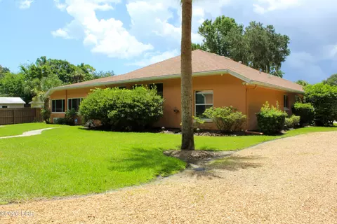 Exterior - 751 Calle Grande St, Ormond Beach, FL 32174 photo 2 of 5