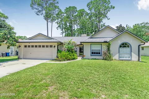 18 Burning Bush Pl, Palm Coast, FL 32137