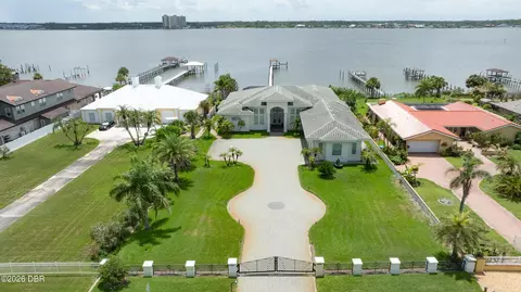 3020 S Peninsula Dr, Daytona Beach Shores, FL 32118