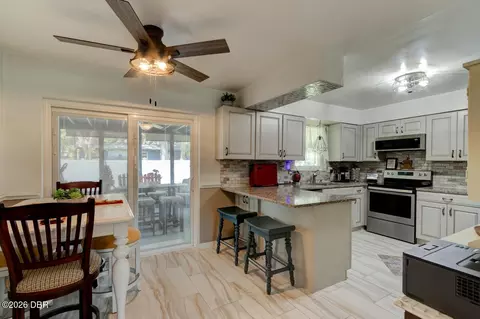 Kitchen - 344 Fir St, Ormond Beach, FL 32174 photo 3 of 3
