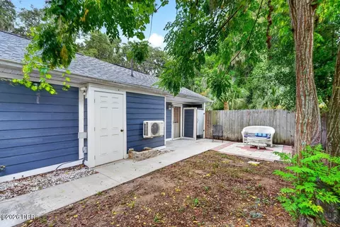 Exterior - 1148 Roberts St, Ormond Beach, FL 32174 photo 4 of 6