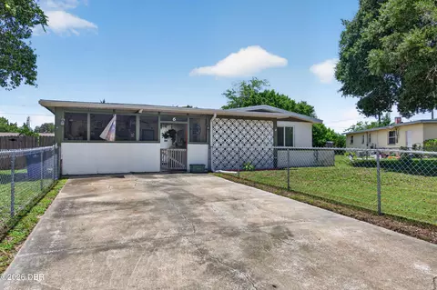 6 Highridge Rd, Daytona Beach, FL 32117