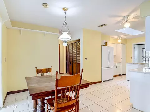 Dining - 1404 Oak Forest Dr, Ormond Beach, FL 32174 photo 2 of 2