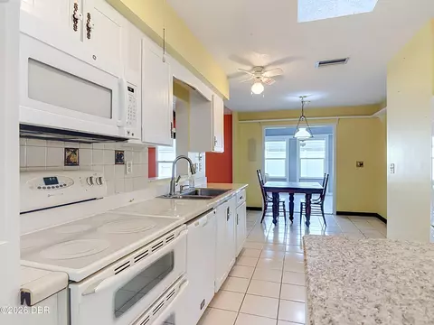 Kitchen - 1404 Oak Forest Dr, Ormond Beach, FL 32174 photo 2 of 3