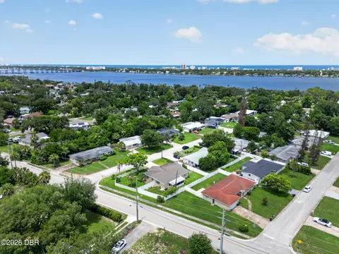 View/Area - 102 N Capri Dr, Ormond Beach, FL 32174 photo 7 of 9