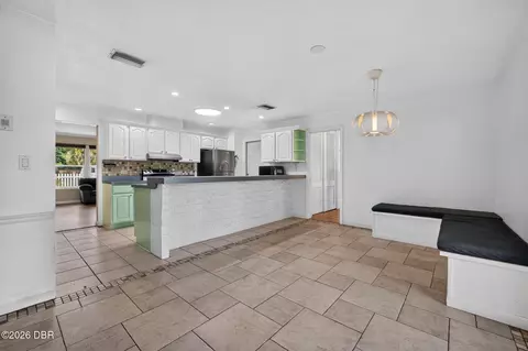 Kitchen - 102 N Capri Dr, Ormond Beach, FL 32174 photo 4 of 4