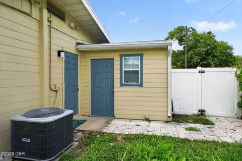 Exterior - 102 N Capri Dr, Ormond Beach, FL 32174 photo 5 of 9
