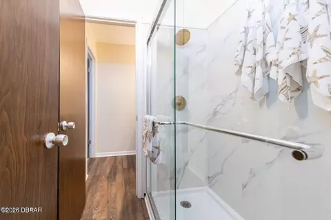 Bath - 10 Lynnhurst Dr, Ormond Beach, FL 32176 photo 2 of 2