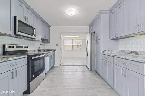 30 Azalea Dr, Ormond Beach, FL 32176 photo 3