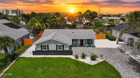 4503 Saxon Dr, New Smyrna Beach, FL 32169
