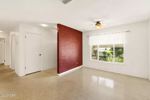 9 Juniper Dr, Ormond Beach, FL 32176 photo 4