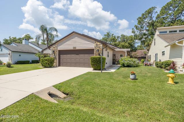 120 Gull Cir N, Daytona Beach, FL 32119