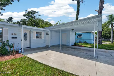 736 S Caroline St, Daytona Beach, FL 32114