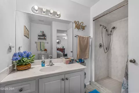 Bath - 23 Cherokee Trl, Ormond Beach, FL 32174 photo 4 of 6