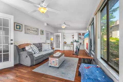 Living - 23 Cherokee Trl, Ormond Beach, FL 32174 photo 5 of 5