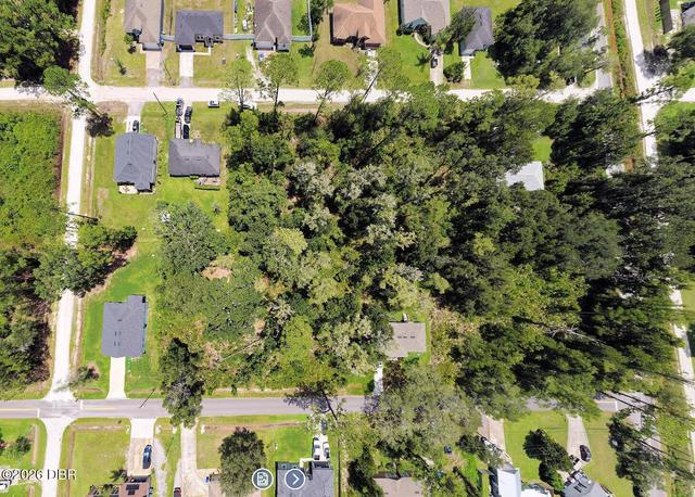 2155 8th Ave, Deland, FL 32724