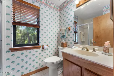 Bath - 400 Pine Bluff Trl, Ormond Beach, FL 32174 photo 5 of 9