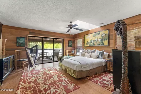 Bedroom - 400 Pine Bluff Trl, Ormond Beach, FL 32174 photo 2 of 10