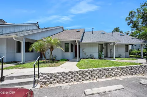 101 N Hill Ave, Deland, FL 32724