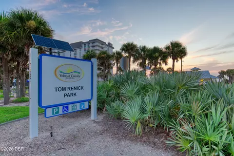 Exterior - 12 Ocean Shore Dr, Ormond Beach, FL 32176 photo 13 of 14