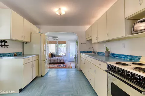 Kitchen - 12 Ocean Shore Dr, Ormond Beach, FL 32176 photo 1 of 4