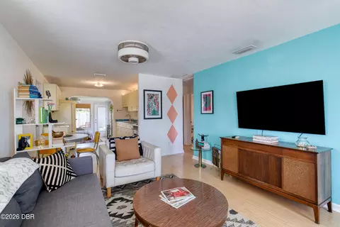 Living - 12 Ocean Shore Dr, Ormond Beach, FL 32176 photo 4 of 5