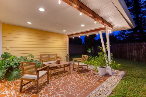 Exterior - 12 Ocean Shore Dr, Ormond Beach, FL 32176 photo 12 of 14