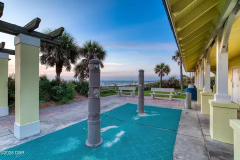Exterior - 12 Ocean Shore Dr, Ormond Beach, FL 32176 photo 14 of 14