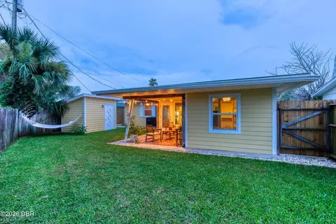 Exterior - 12 Ocean Shore Dr, Ormond Beach, FL 32176 photo 11 of 14
